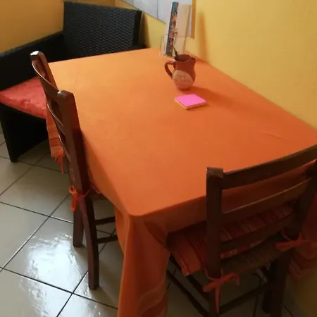 L'agrifoglio Di Emy Bed and breakfast *