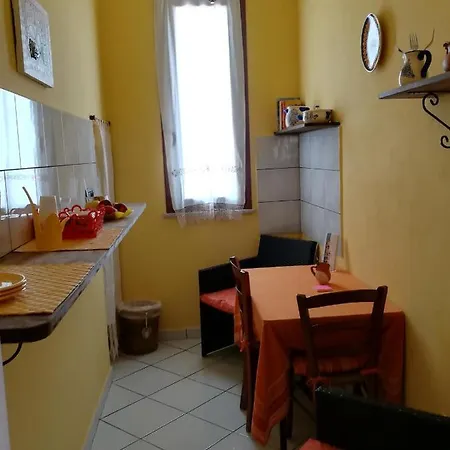 L'agrifoglio Di Emy Bed and breakfast Guspini