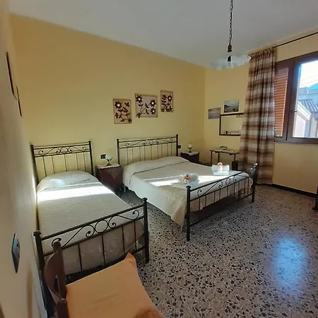 L'agrifoglio Di Emy Bed and breakfast